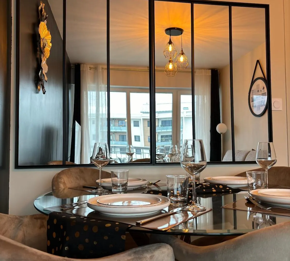 Le Golden Acces Direct Tramway Geneve Avec Parking Apartment Ambilly France