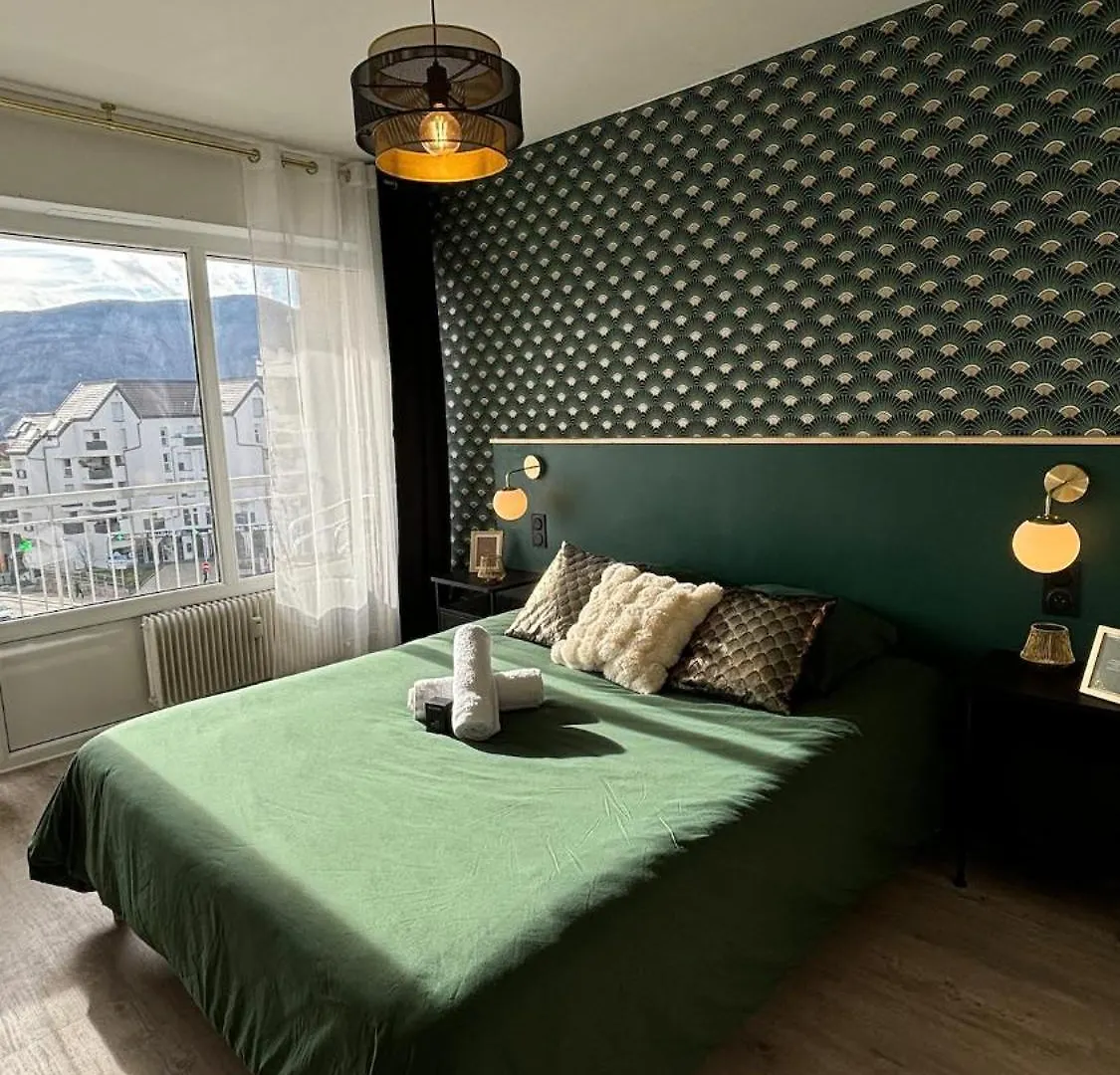 Le Golden Acces Direct Tramway Geneve Avec Parking Apartment Ambilly